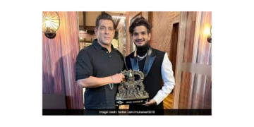 Munawar Faruqui Claims Victory in Big Boss 17, Bags ₹50 Lakh Prize