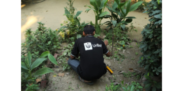 UrBot: Redefining Gardening with Innovation