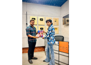 Katire Katire Tere Sang Bandhi Door Released by Bubun